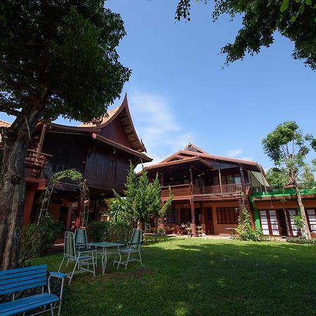 Ruen Khaoyai Hotel Pakchong Bagian luar foto