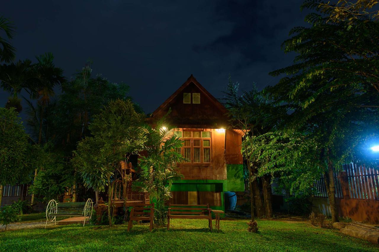 Ruen Khaoyai Hotel Pakchong Bagian luar foto