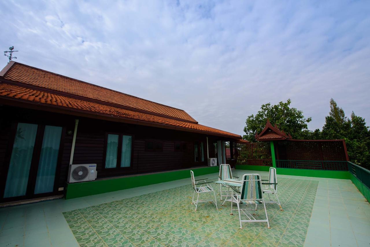 Ruen Khaoyai Hotel Pakchong Bagian luar foto