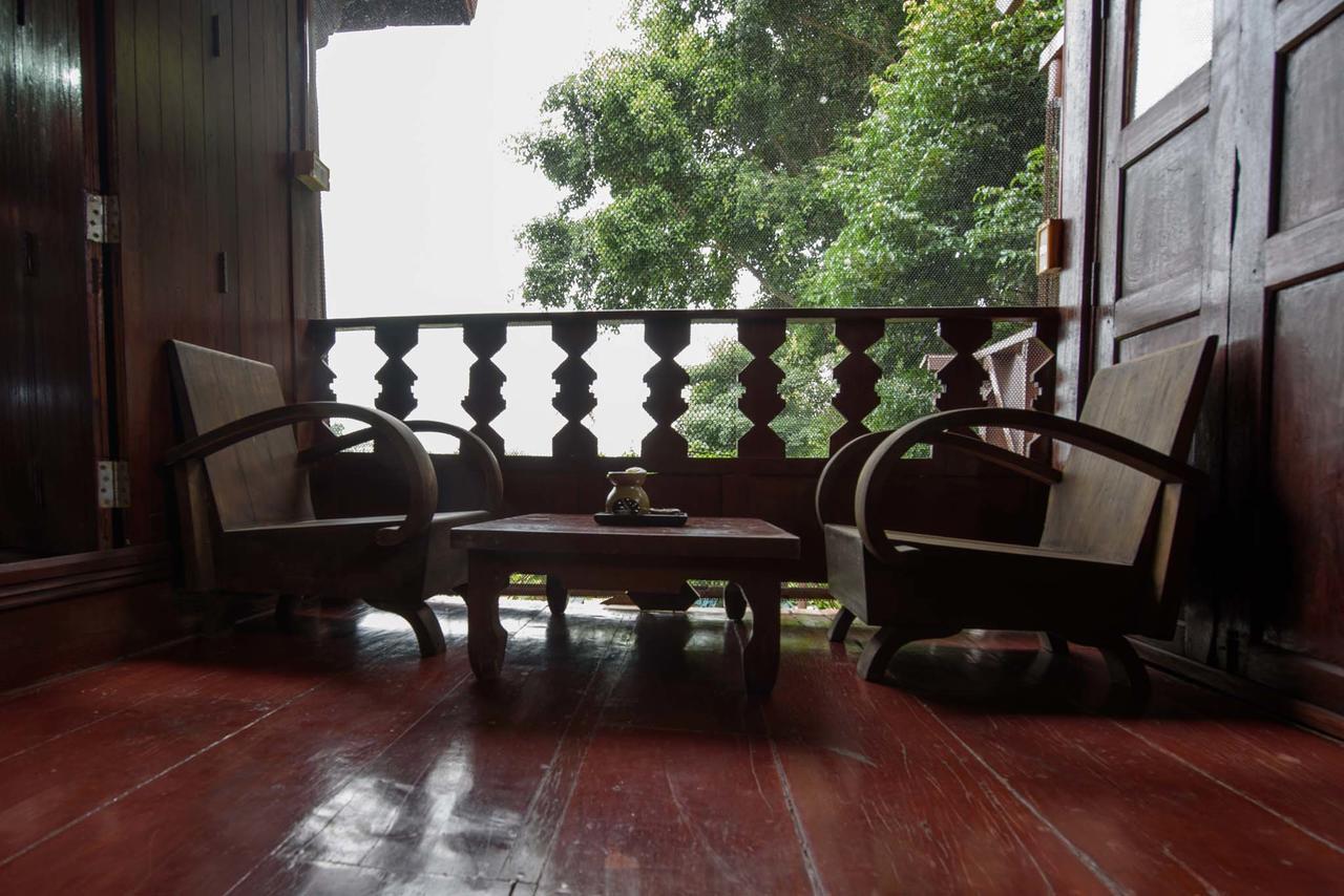 Ruen Khaoyai Hotel Pakchong Bagian luar foto