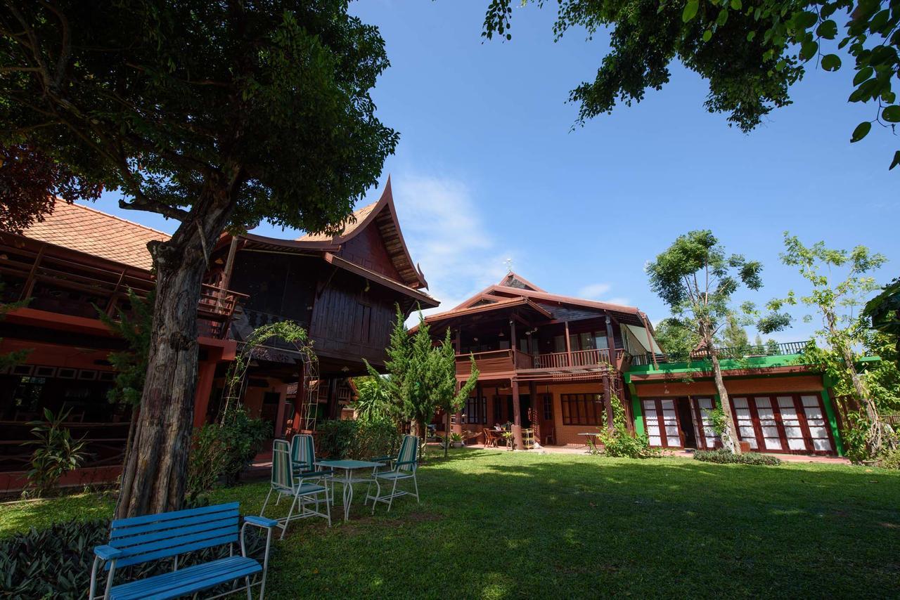 Ruen Khaoyai Hotel Pakchong Bagian luar foto