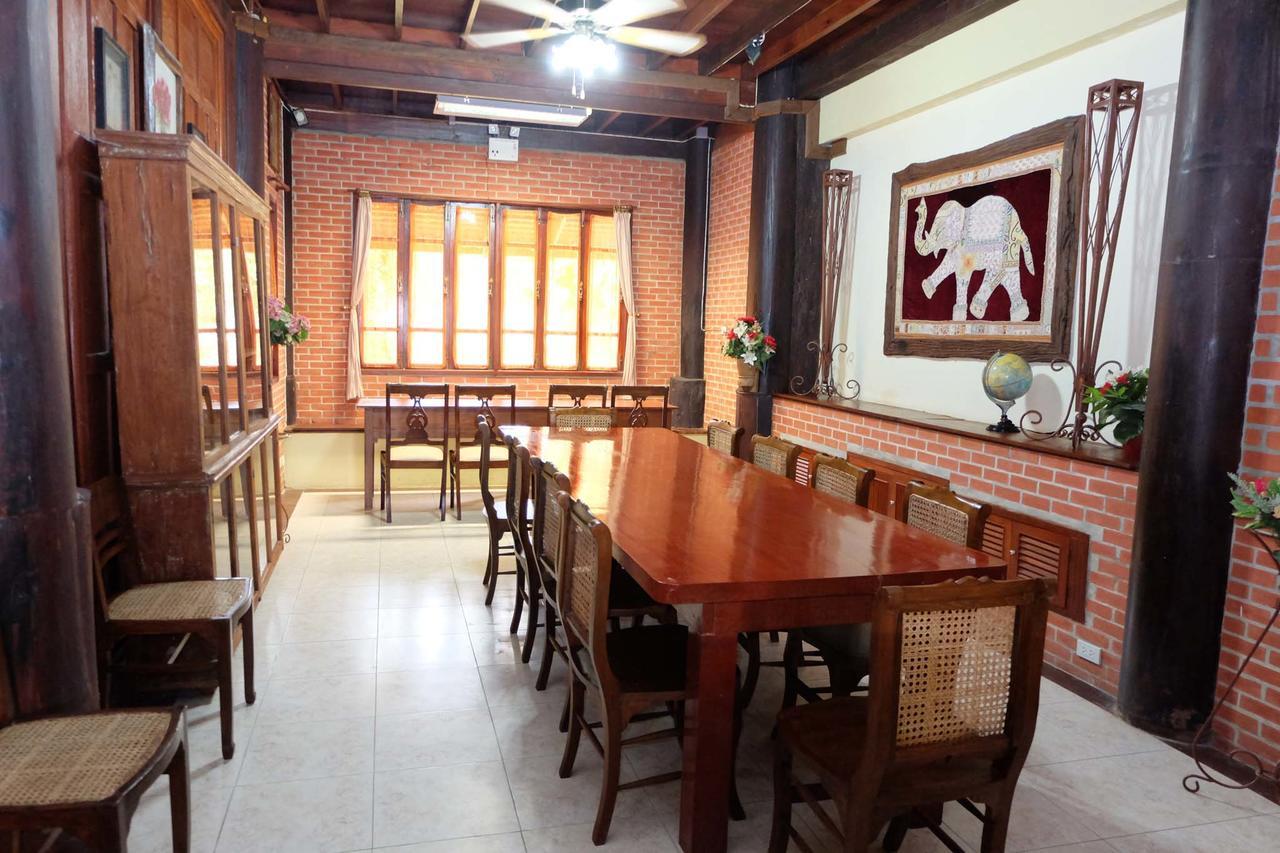 Ruen Khaoyai Hotel Pakchong Bagian luar foto