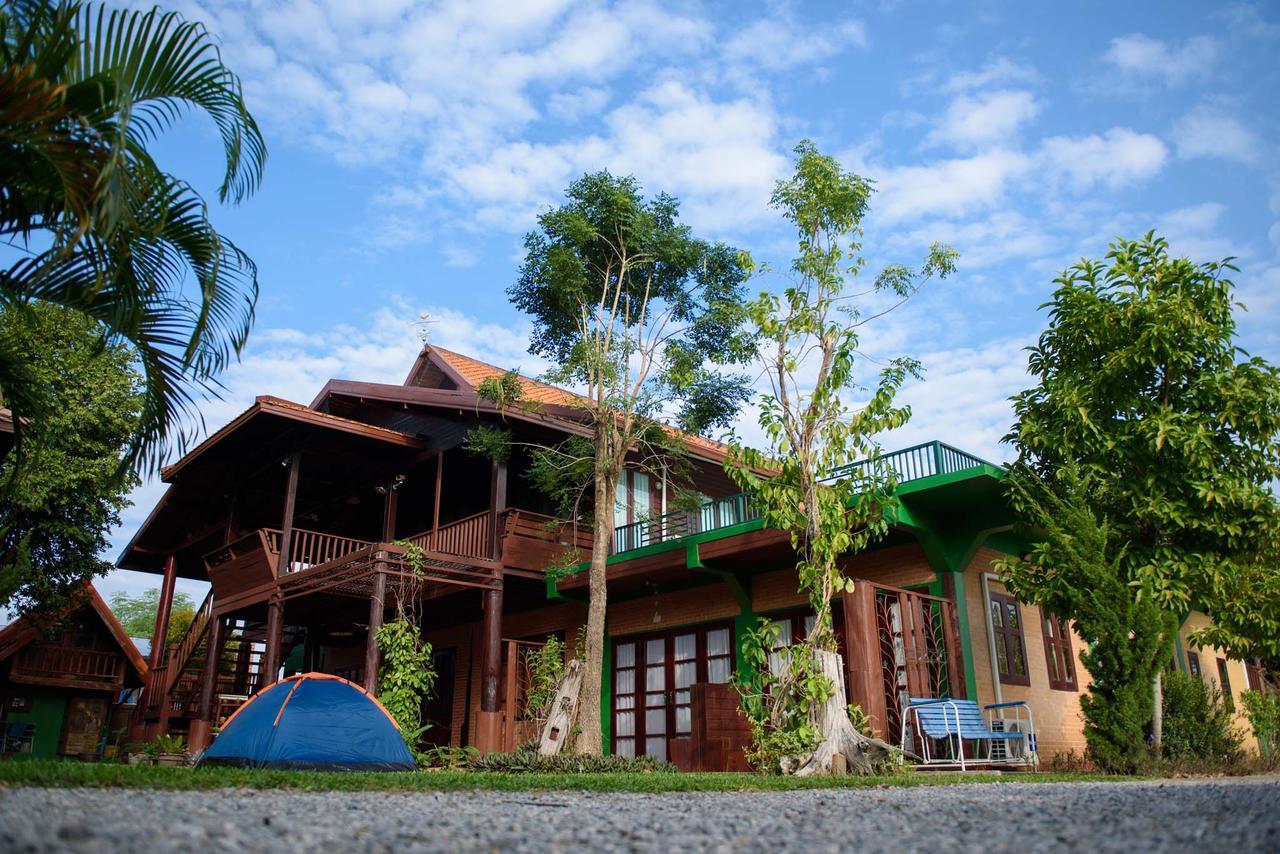 Ruen Khaoyai Hotel Pakchong Bagian luar foto