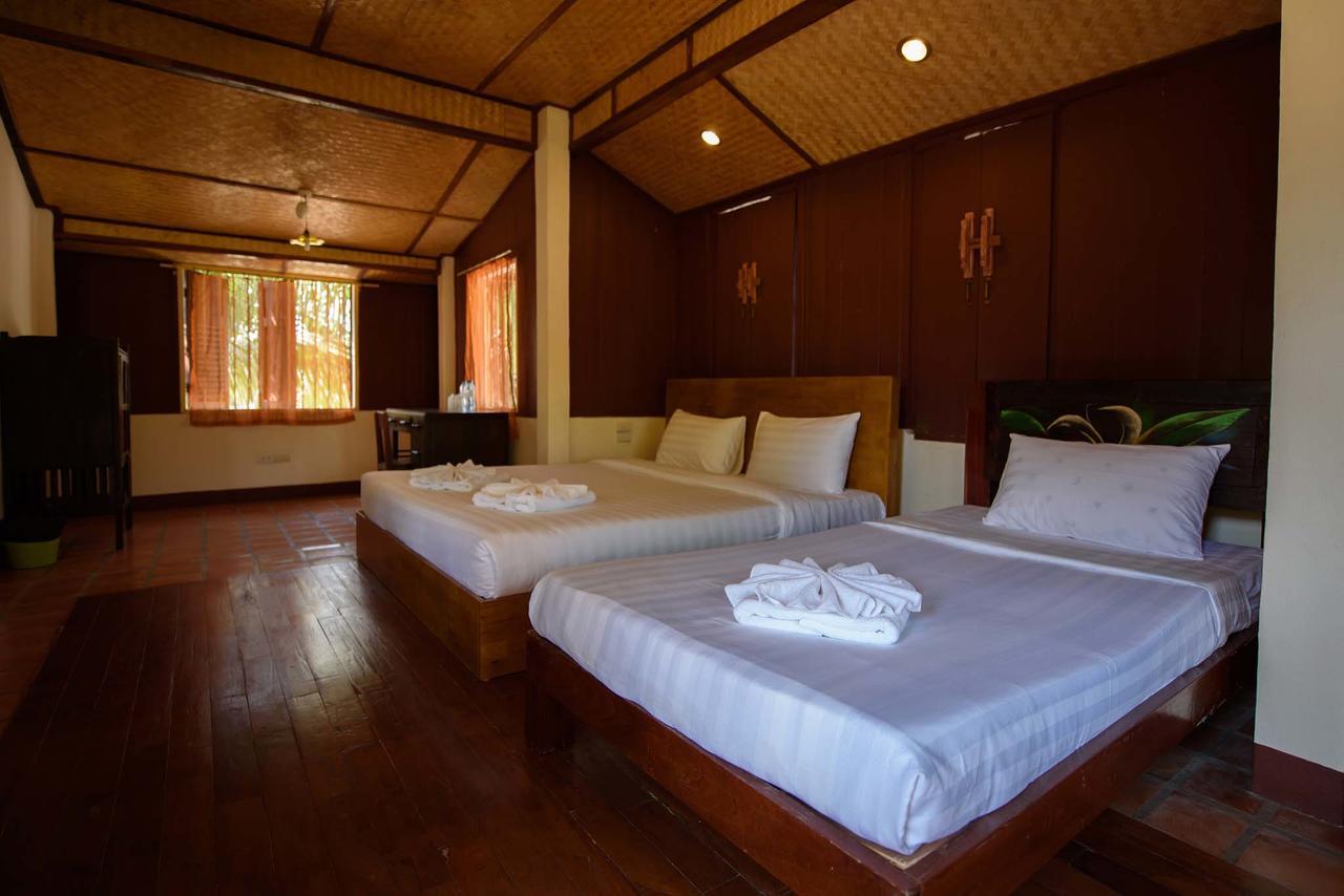 Ruen Khaoyai Hotel Pakchong Bagian luar foto