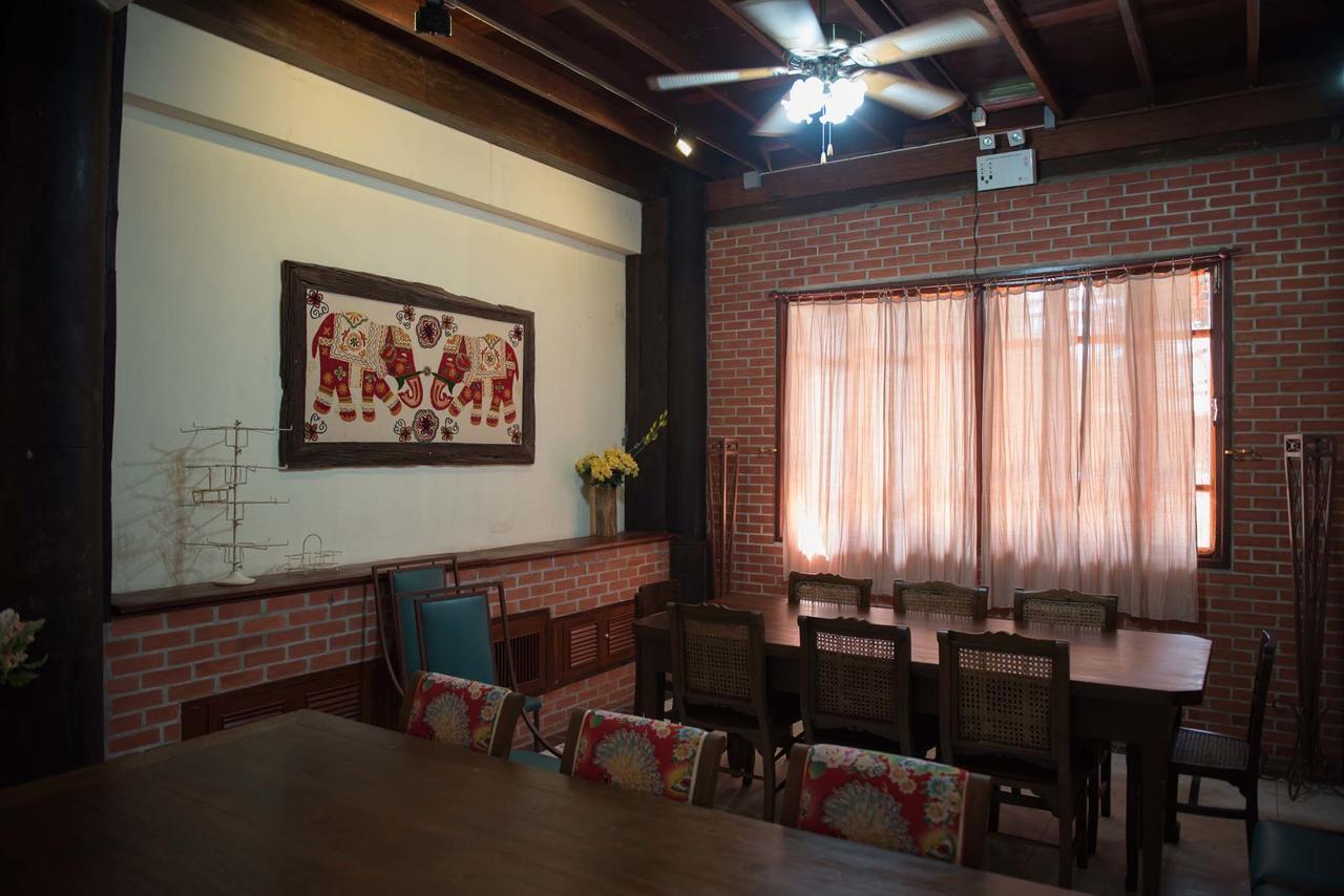 Ruen Khaoyai Hotel Pakchong Bagian luar foto