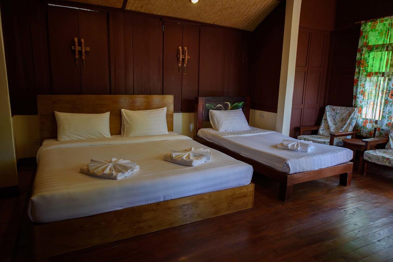 Ruen Khaoyai Hotel Pakchong Bagian luar foto